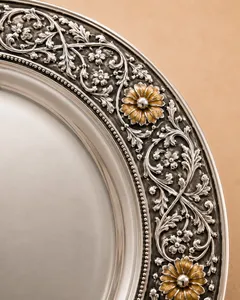 Suvarna Vel closeup 3