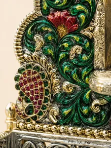 Ratnamanjari closeup 1