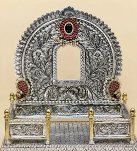 Chandrika closeup 2