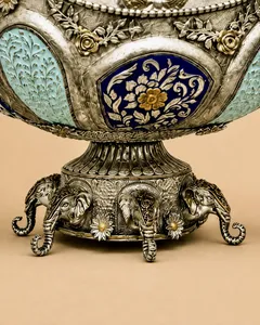 Gajraj closeup 1