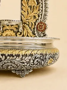 Amrit Dhara closeup 3