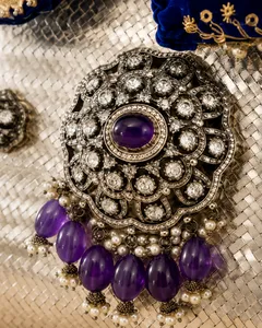 The Sapphire Basket closeup 1